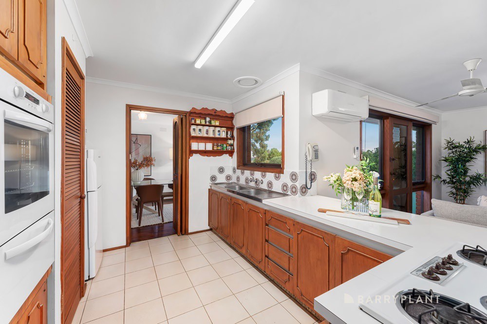 2 Birchfield Crescent, Wantirna, VIC 3152, Wantirna - Thumbnail 5