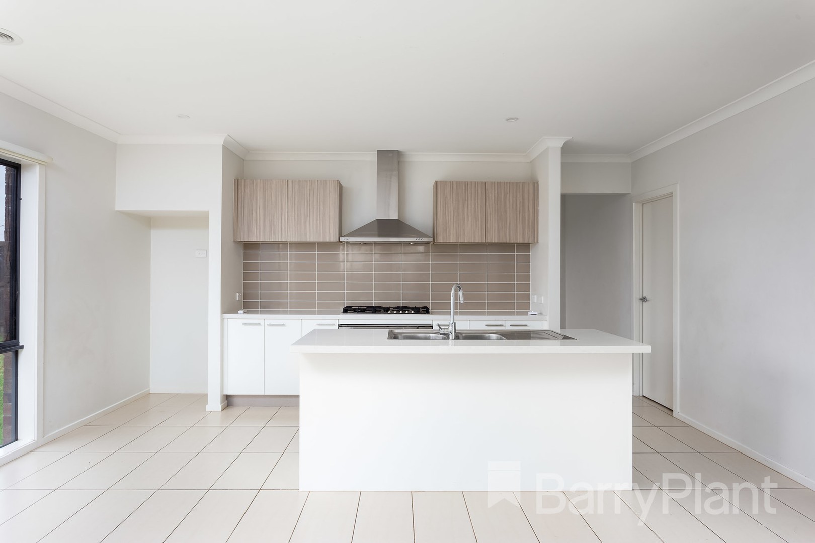 2 Blazon Drive, Tarneit, VIC 3029, Tarneit - Thumbnail 2