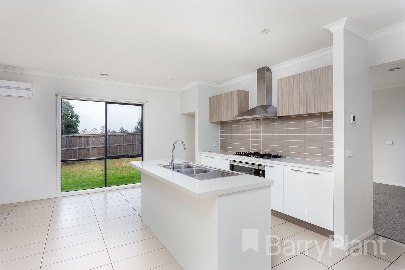 2 Blazon Drive, Tarneit, VIC 3029, Tarneit - Thumbnail 3
