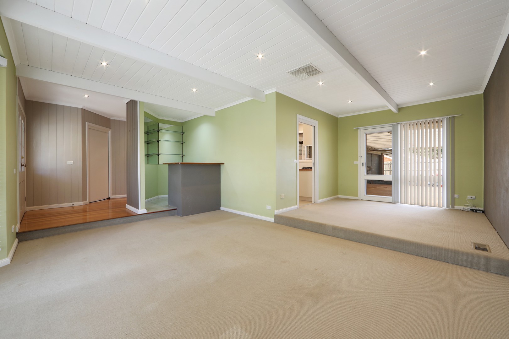 2 Bostock Court, Lysterfield, VIC 3156 - Thumbnail 2 - 12/05/2025