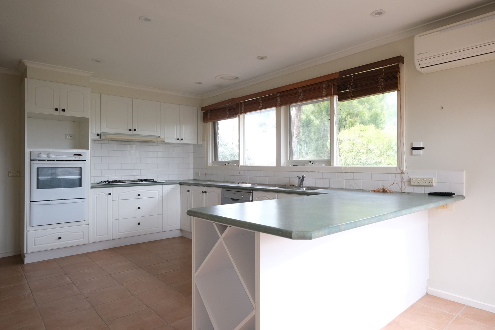 2 Brompton Close, Frankston South, VIC 3199, Frankston South - Thumbnail 4