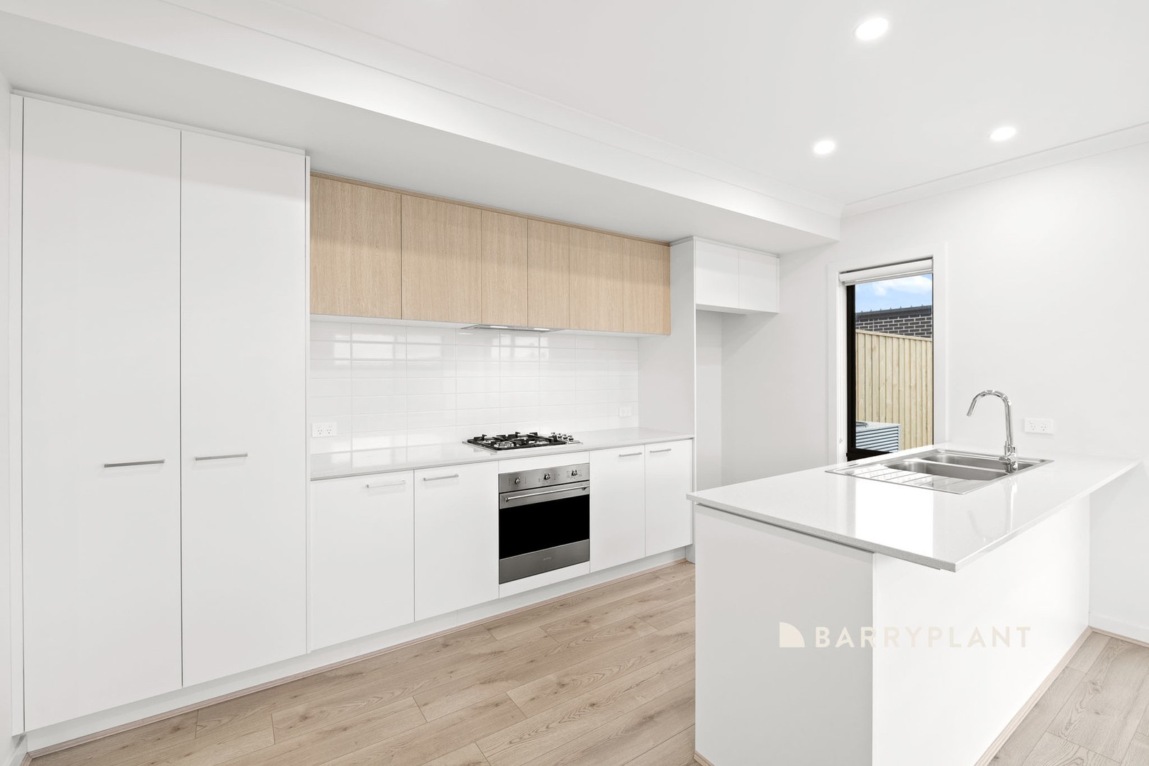 2 Bronze Leaf Walk, Narre Warren South, VIC 3805, Narre Warren South - Thumbnail 3
