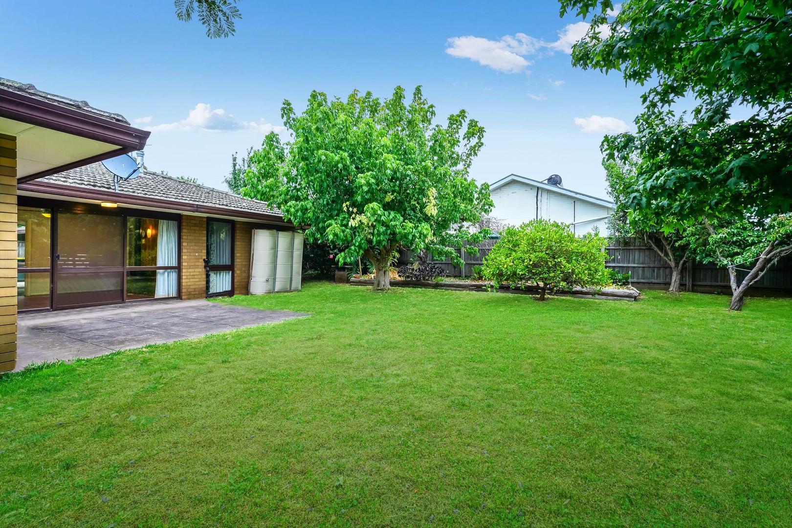 2 Bundoora Crescent, Highton, VIC 3216, Highton - Thumbnail 8