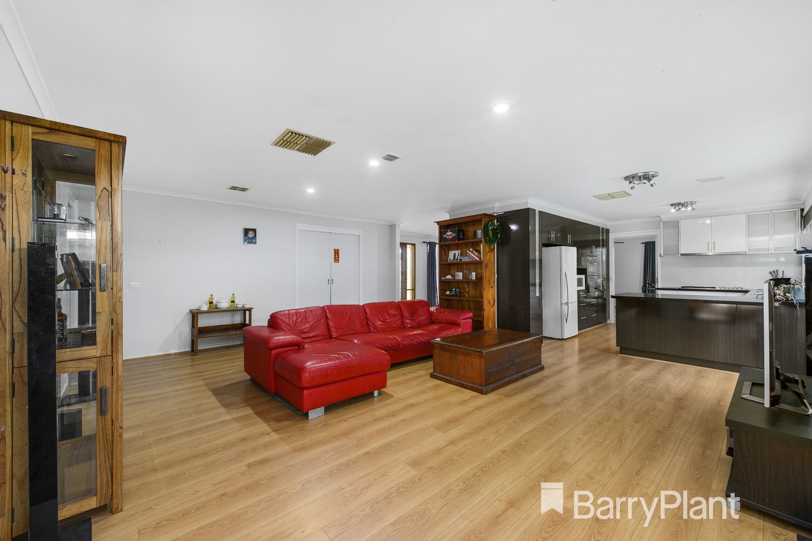 2 Burge Crescent, Hoppers Crossing, VIC 3029, Hoppers Crossing - Thumbnail 5