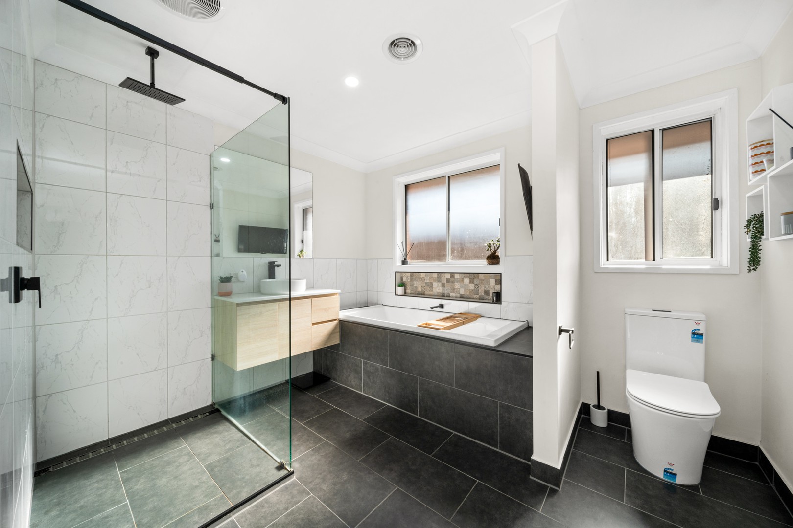 2 Cabarita Court, Corio, VIC 3214, Corio - Thumbnail 7