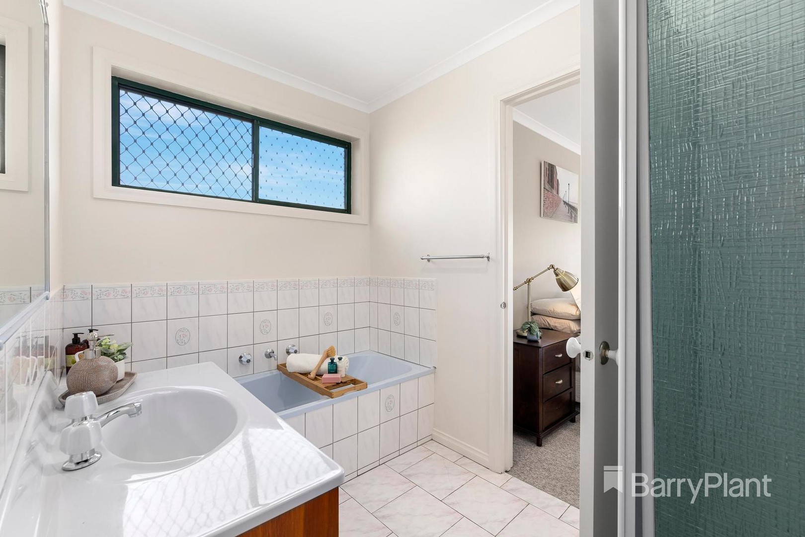 2 Cabot Drive, Epping, VIC 3076, Epping - Thumbnail 6
