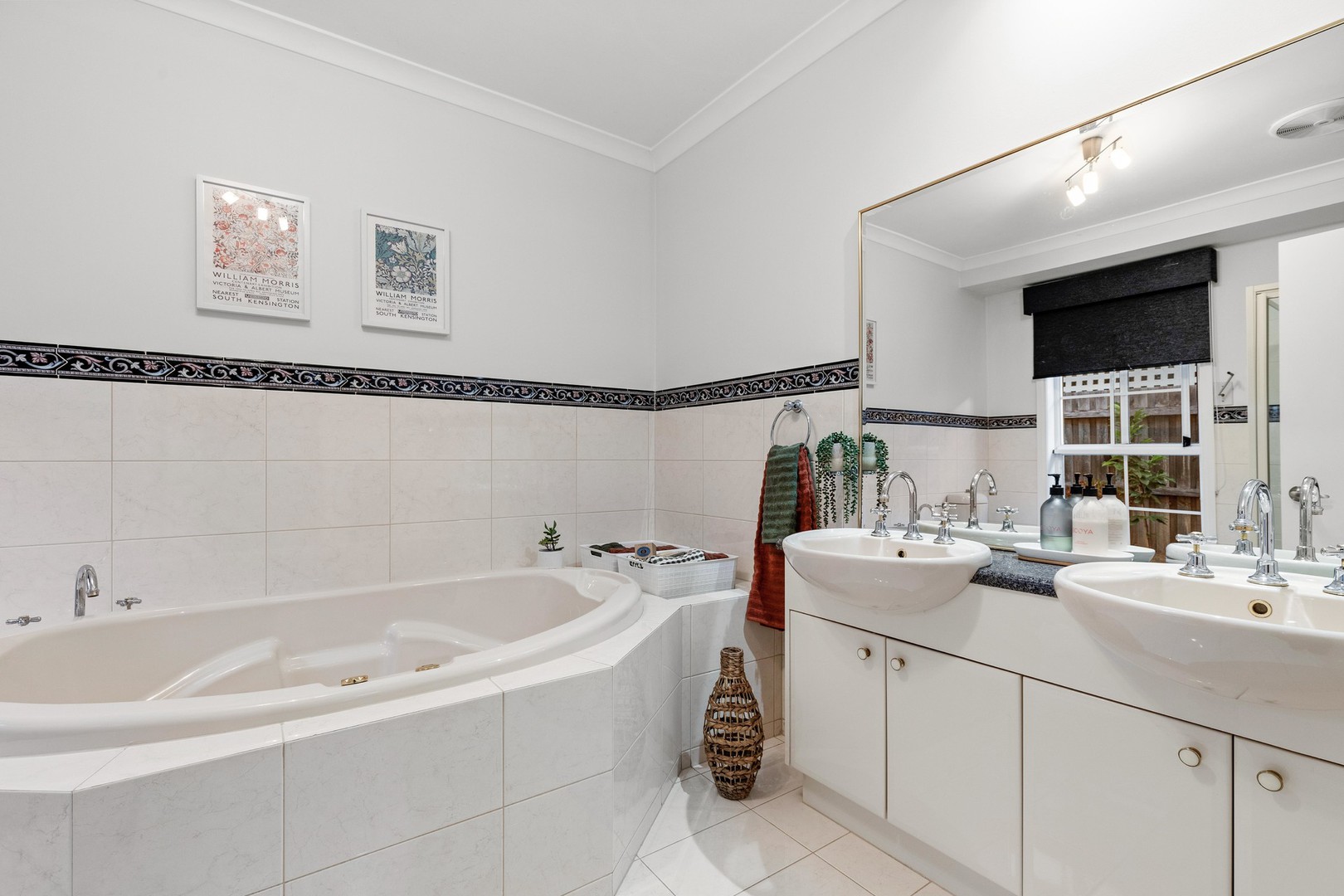 2 Cambridge Crescent, Taylors Lakes, VIC 3038, Taylors Lakes - Thumbnail 7