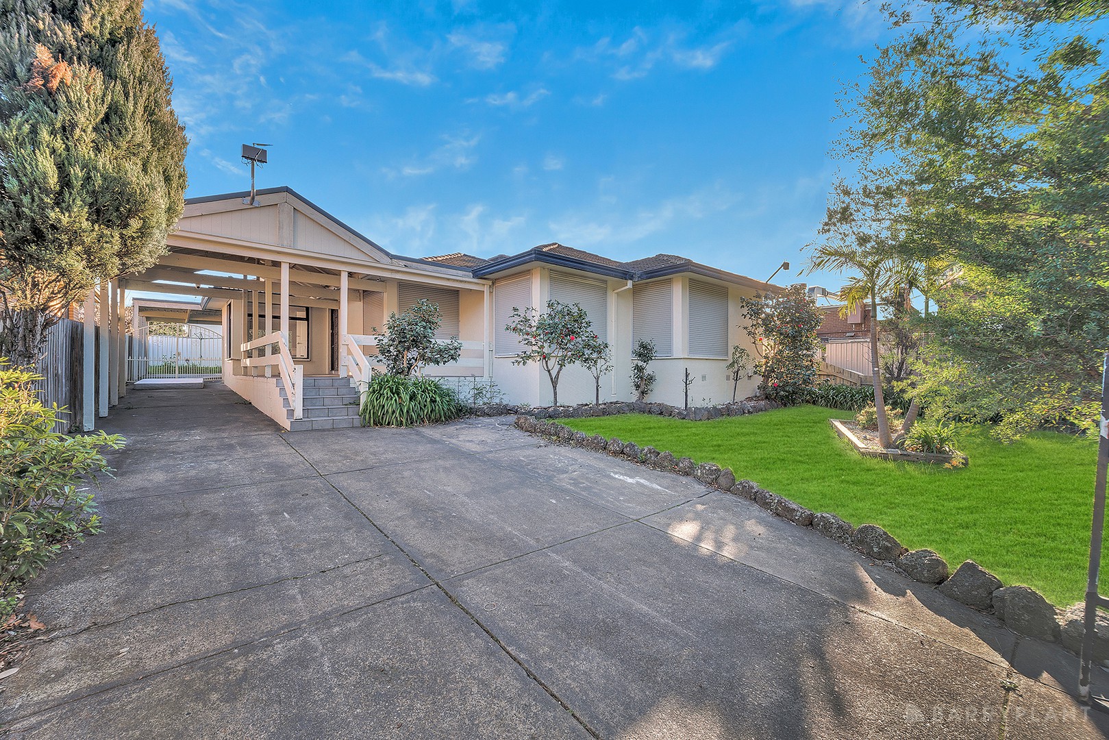 2 Camellia Avenue, Noble Park North, VIC 3174 - Thumbnail 2 - 02/09/2026