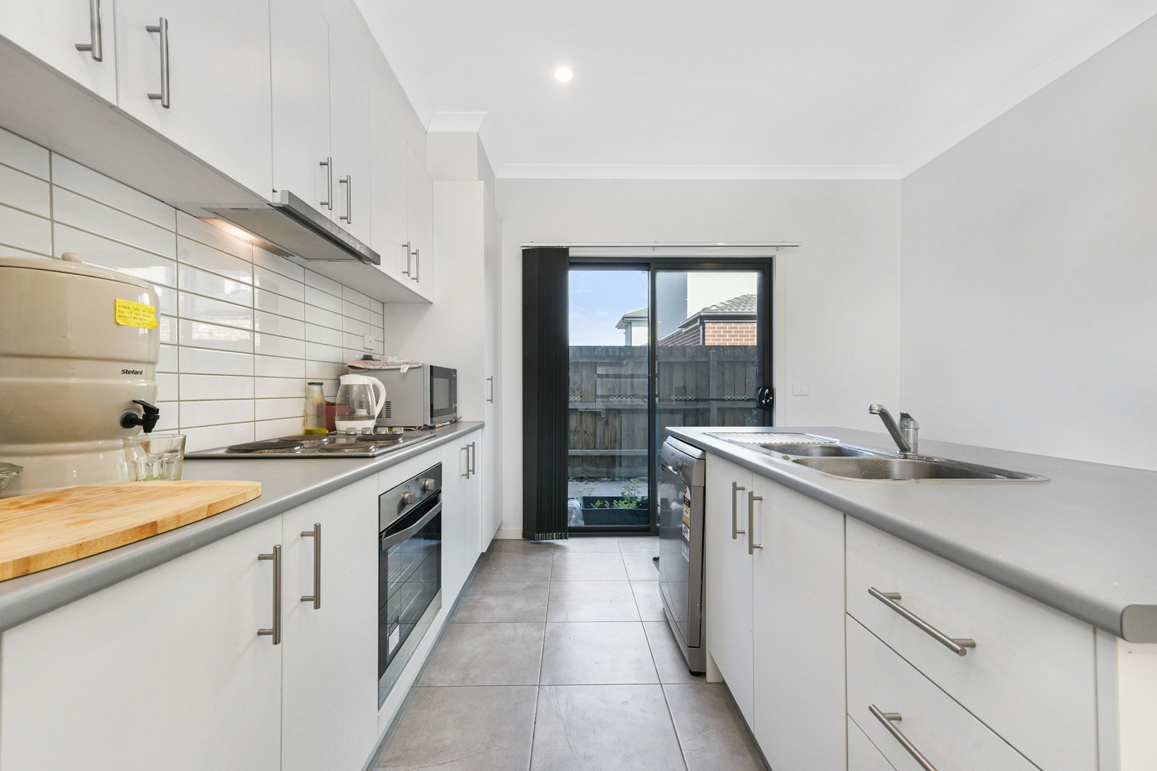 2 Cassius Circuit, Cranbourne North, VIC 3977 - Thumbnail 2 - 27/09/2021