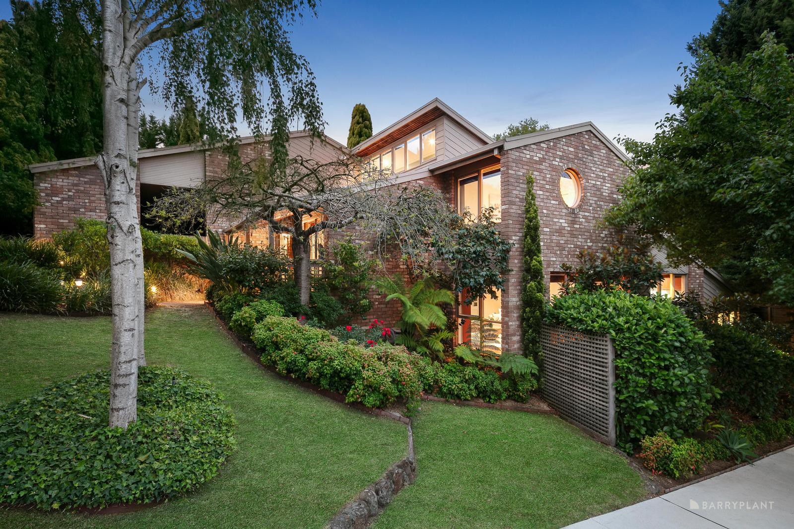 2 Catherine Avenue, Doncaster East, VIC 3109 - Thumbnail 2 - 16/02/2024