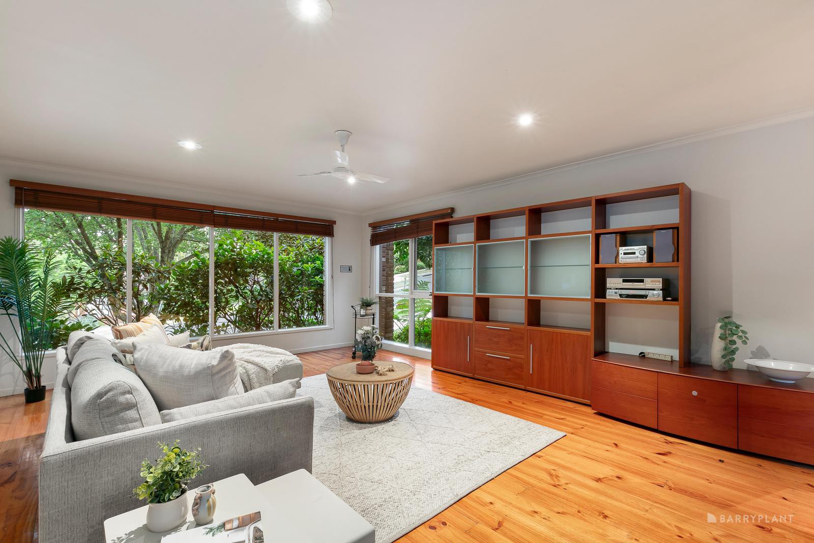 2 Catherine Avenue, Doncaster East, VIC 3109, Doncaster East - Thumbnail 2