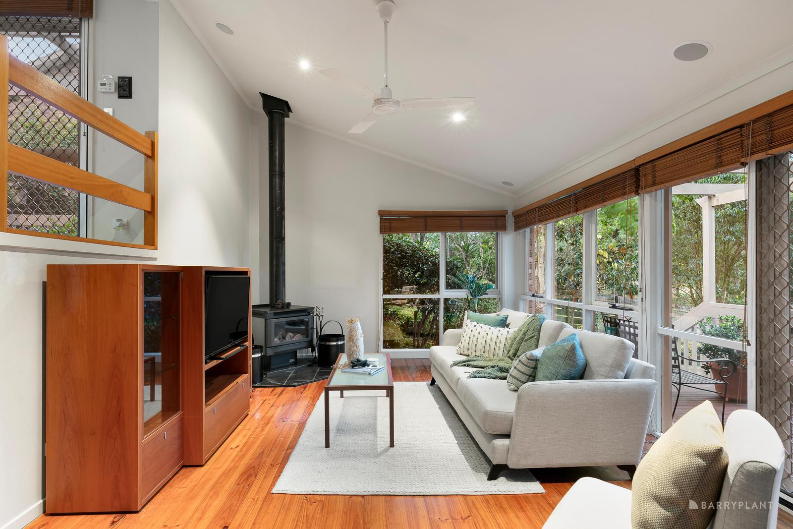 2 Catherine Avenue, Doncaster East, VIC 3109, Doncaster East - Thumbnail 5