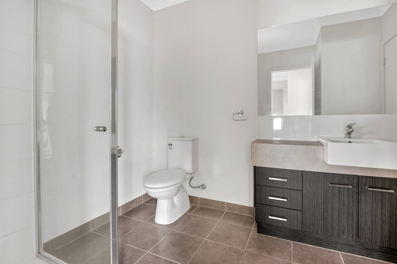2 Centennial Park Drive, Craigieburn, VIC 3064, Craigieburn - Thumbnail 7