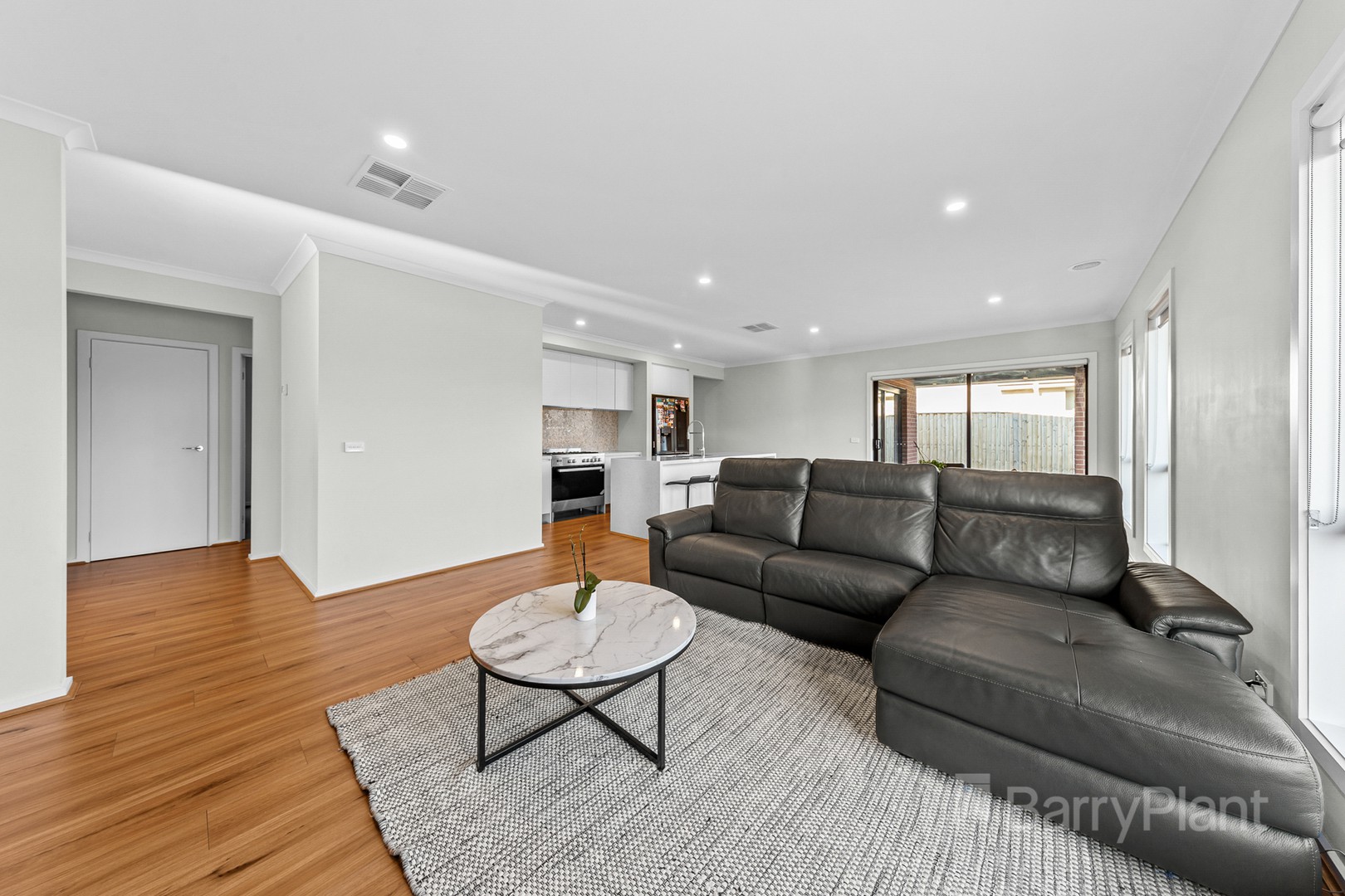 2 Chalcot Circuit, Fraser Rise, VIC 3336, Fraser Rise - Thumbnail 3