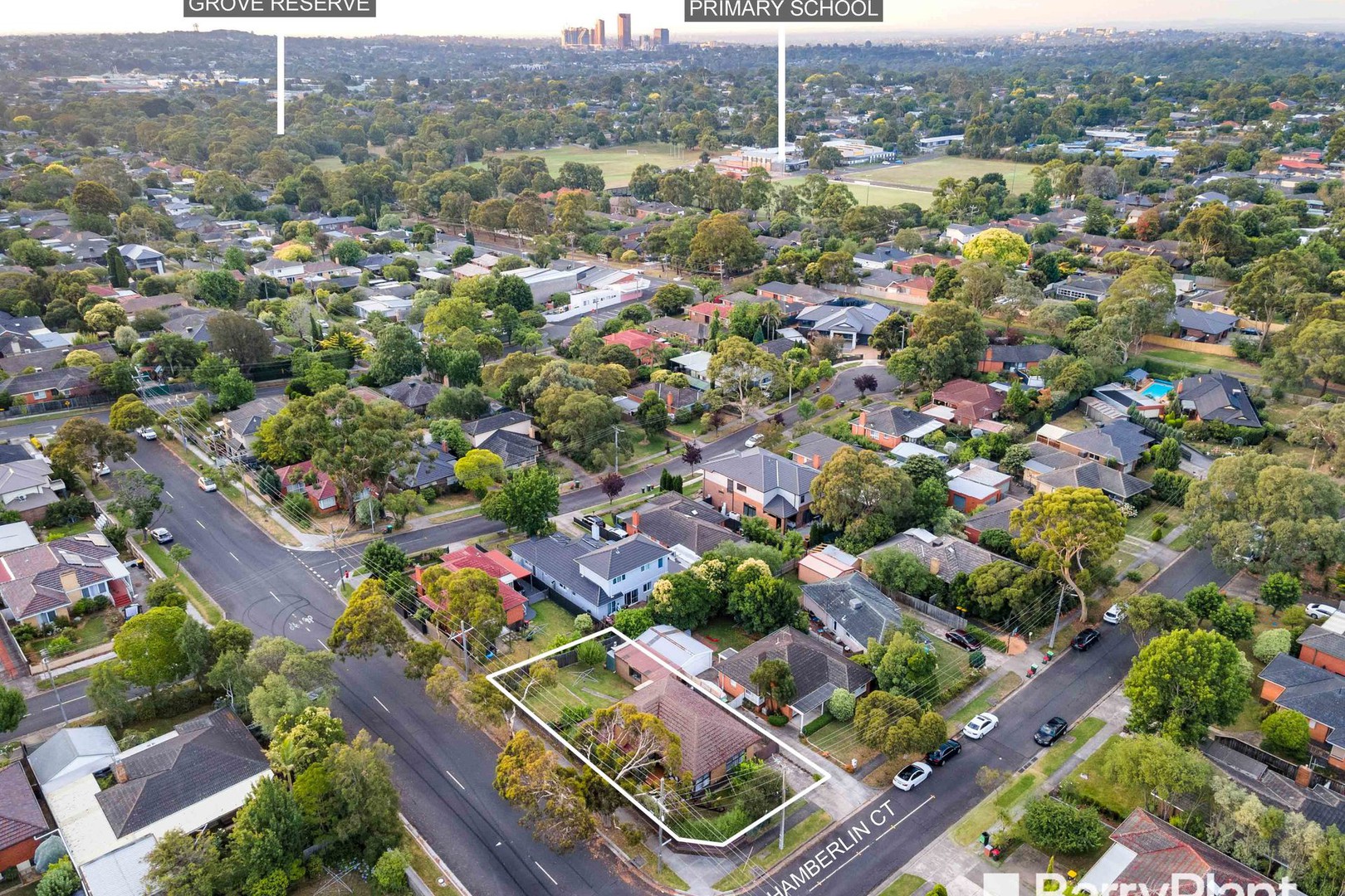 2 Chamberlin Court, Blackburn South, VIC 3130, Blackburn South - Thumbnail 3
