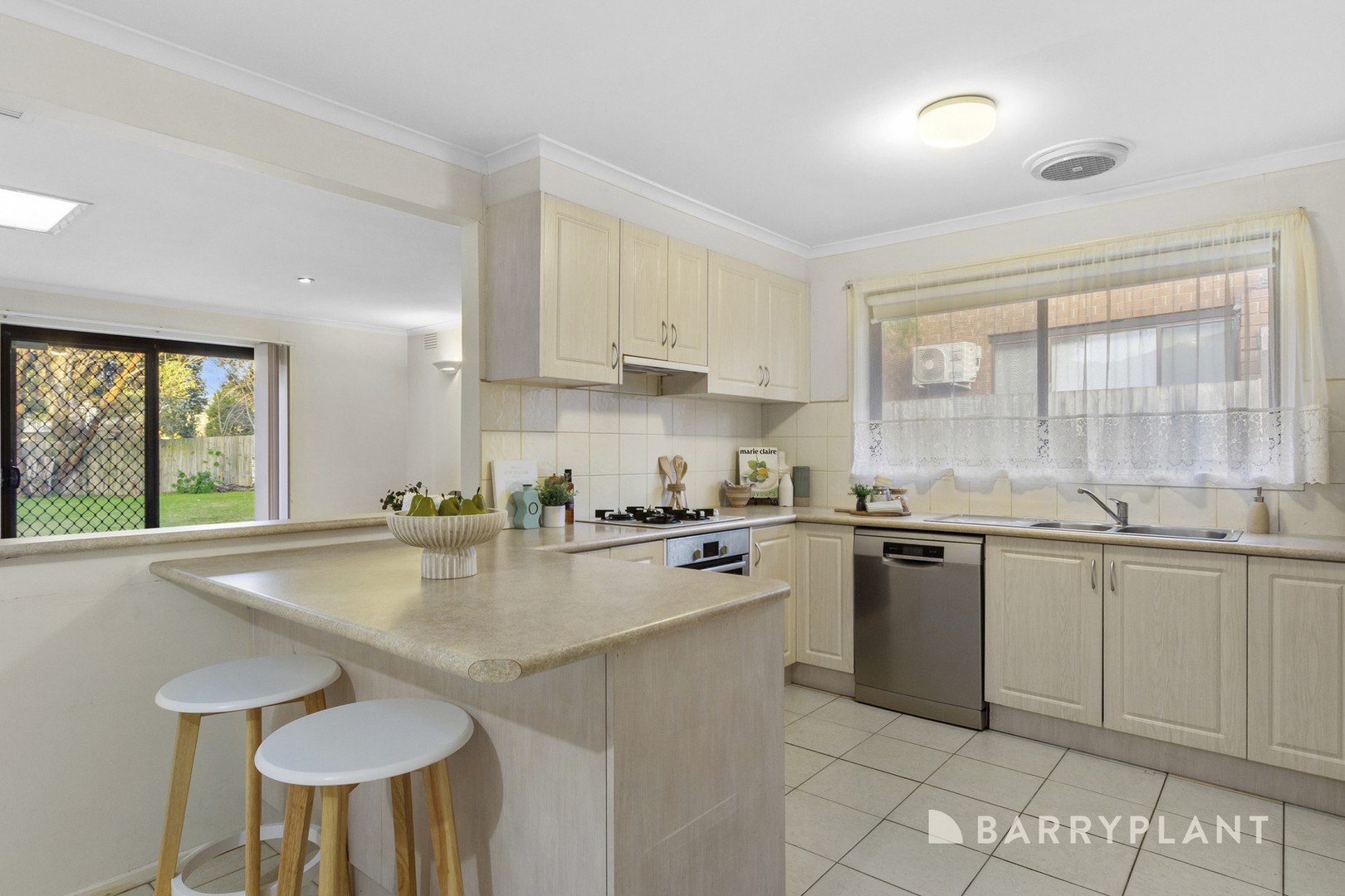2 Charlton Court, Wantirna South, VIC 3152, Wantirna South - Thumbnail 4