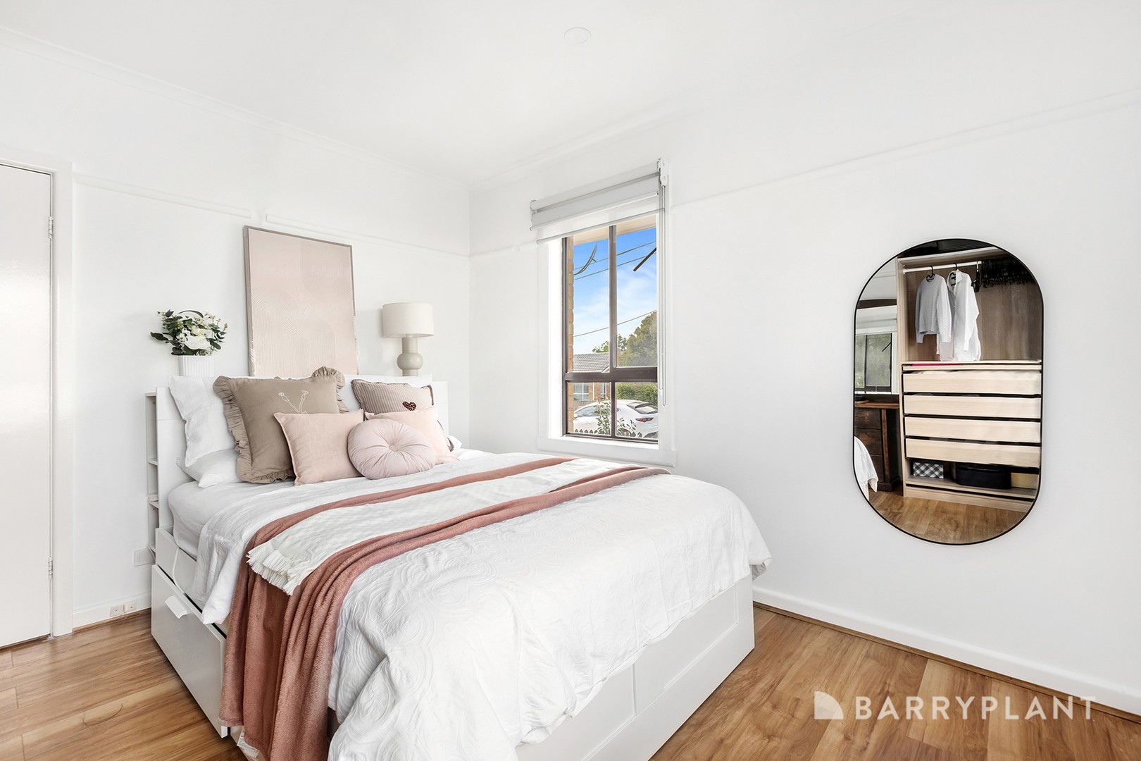 2 Charlton Crescent, Reservoir, VIC 3073, Reservoir - Thumbnail 8