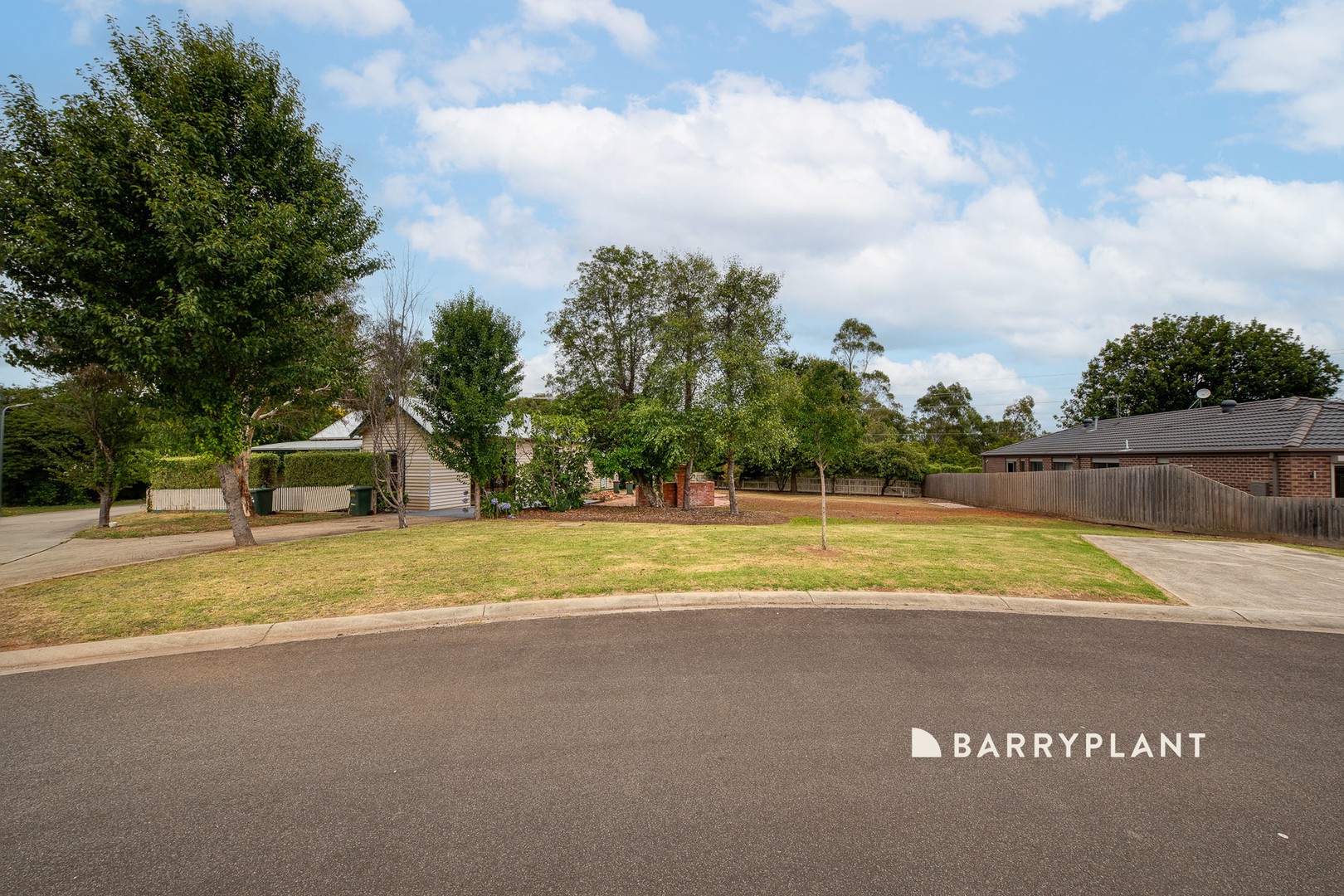 2 Charlwood Court, Drouin, VIC 3818 - Thumbnail 1 - 29/01/2025