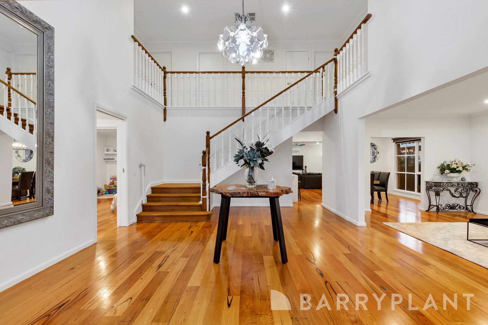 2 Cheadle Crescent, Bundoora, VIC 3083, Bundoora - Thumbnail 2
