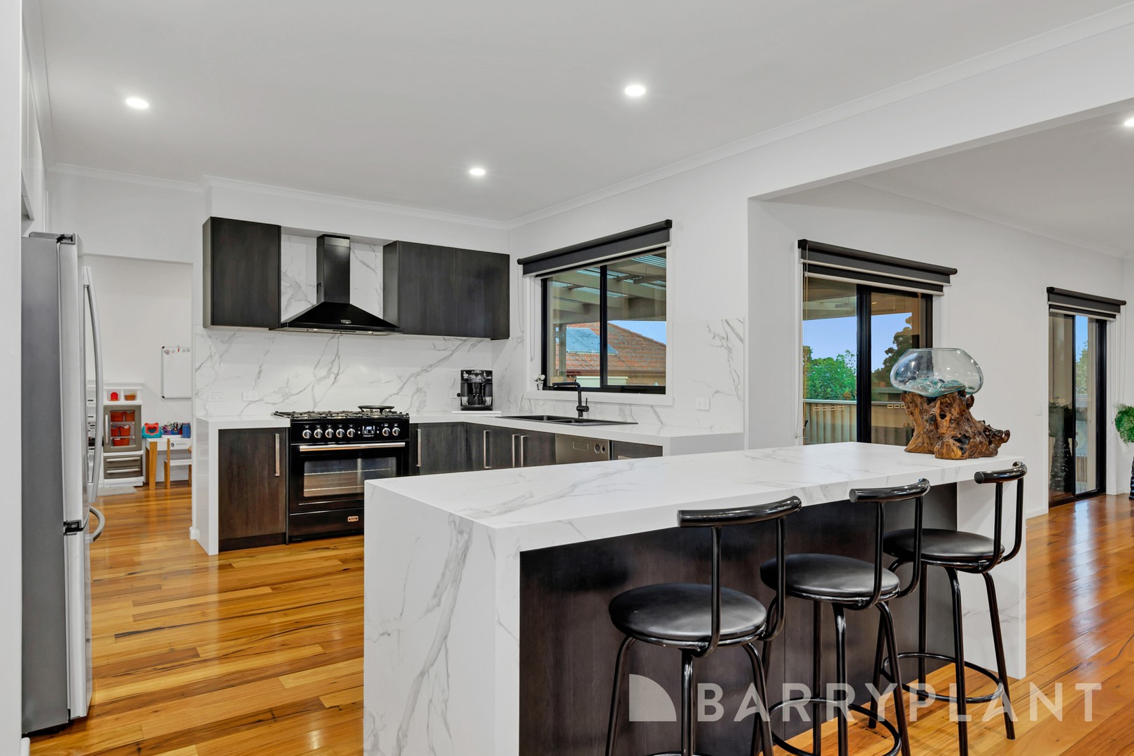 2 Cheadle Crescent, Bundoora, VIC 3083, Bundoora - Thumbnail 4