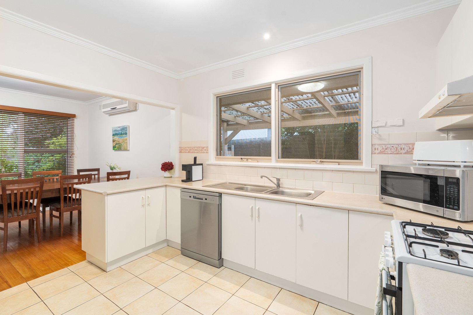 2 Cheam Walk, Highton, VIC 3216, Highton - Thumbnail 6