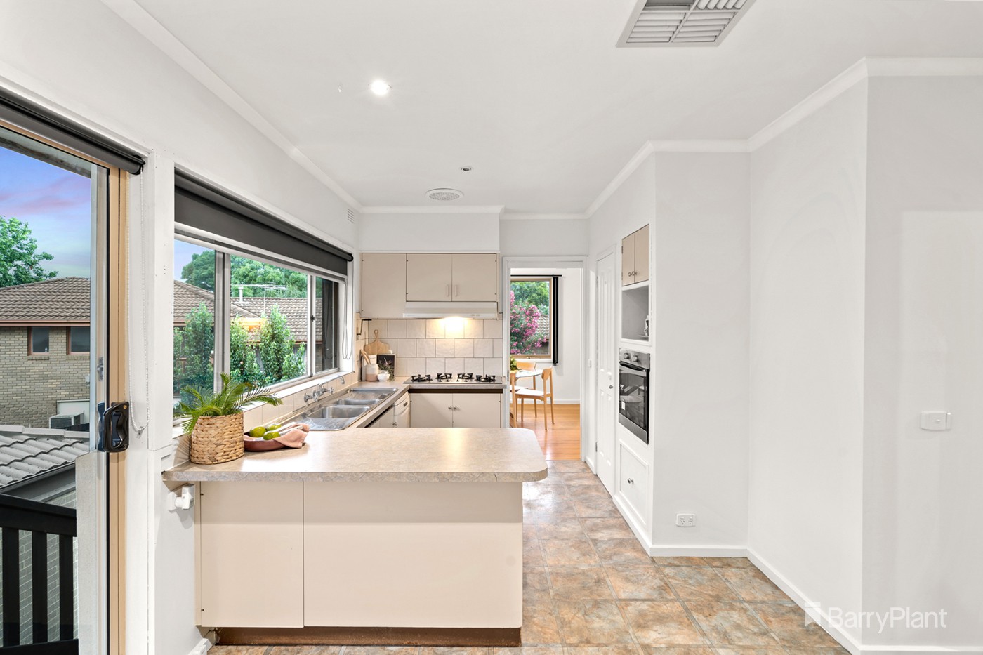 2 Chippendale Court, Chirnside Park, VIC 3116, Chirnside Park - Thumbnail 2