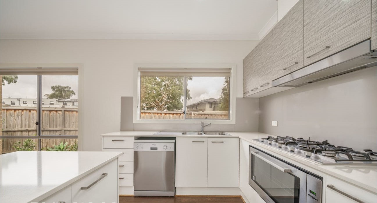 2 Chiswick Place, Mernda, VIC 3754, Mernda - Thumbnail 2