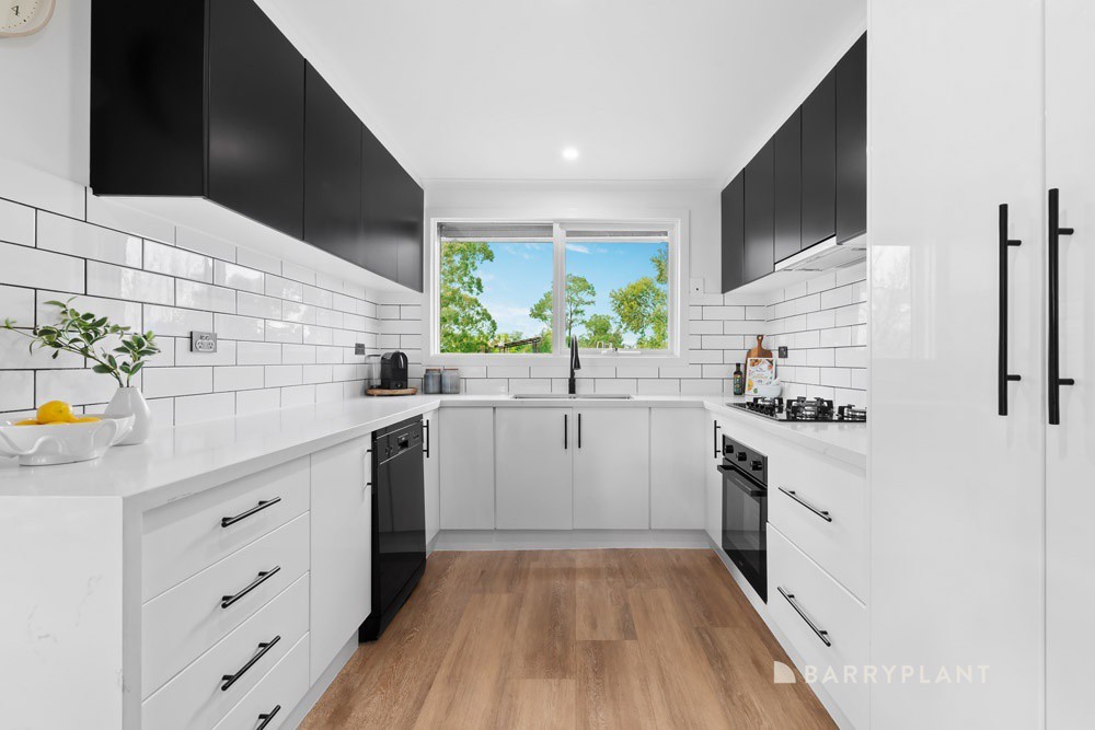 2 Christie Avenue, Mill Park, VIC 3082, Mill Park - Thumbnail 4