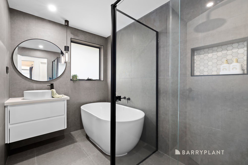 2 Christie Avenue, Mill Park, VIC 3082, Mill Park - Thumbnail 8