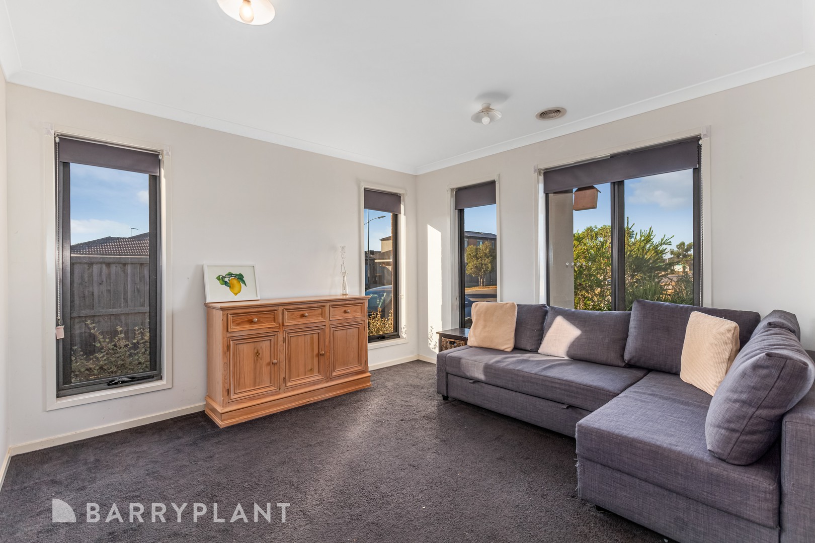 2 Clarendon Crescent, Wallan, VIC 3756, Wallan - Thumbnail 2