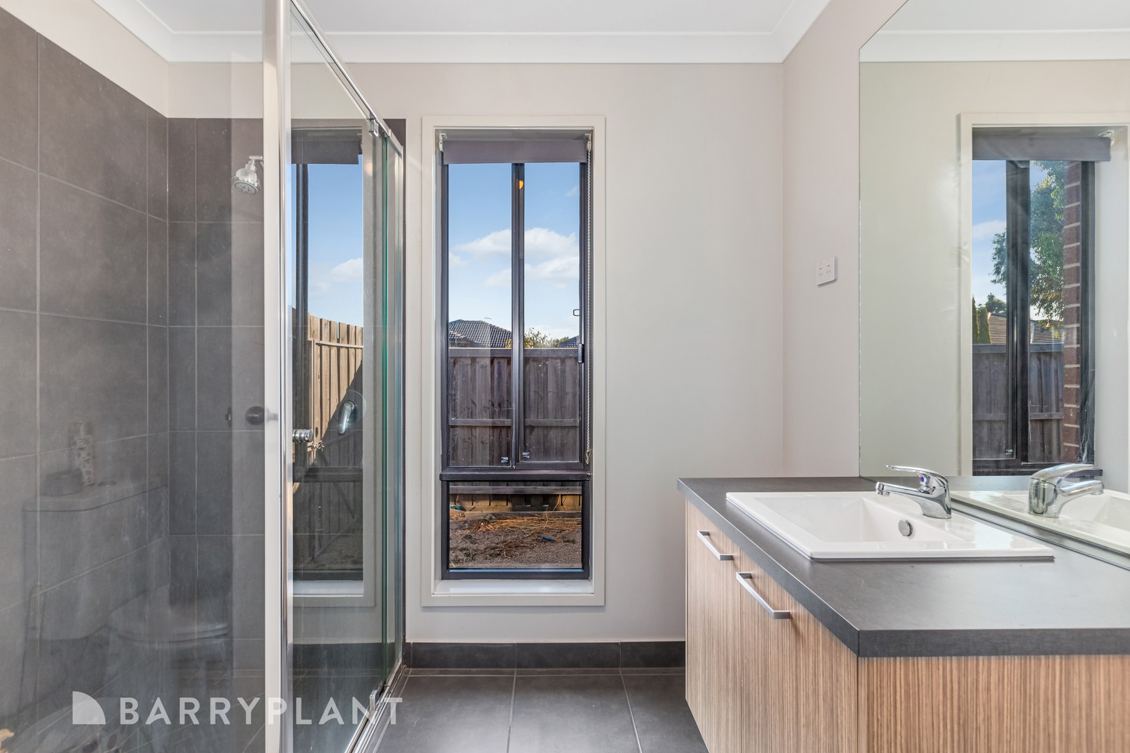 2 Clarendon Crescent, Wallan, VIC 3756, Wallan - Thumbnail 4