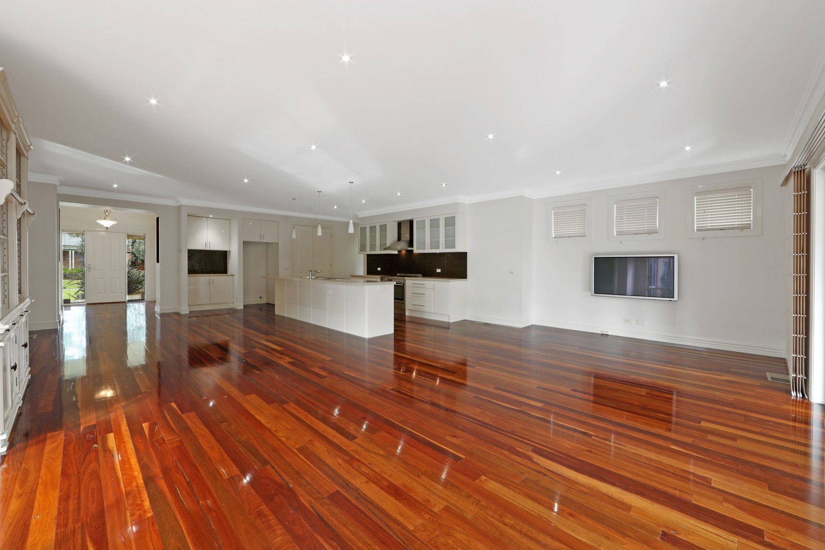 2 Clayden Rise, Lysterfield, VIC 3156, Lysterfield - Thumbnail 3
