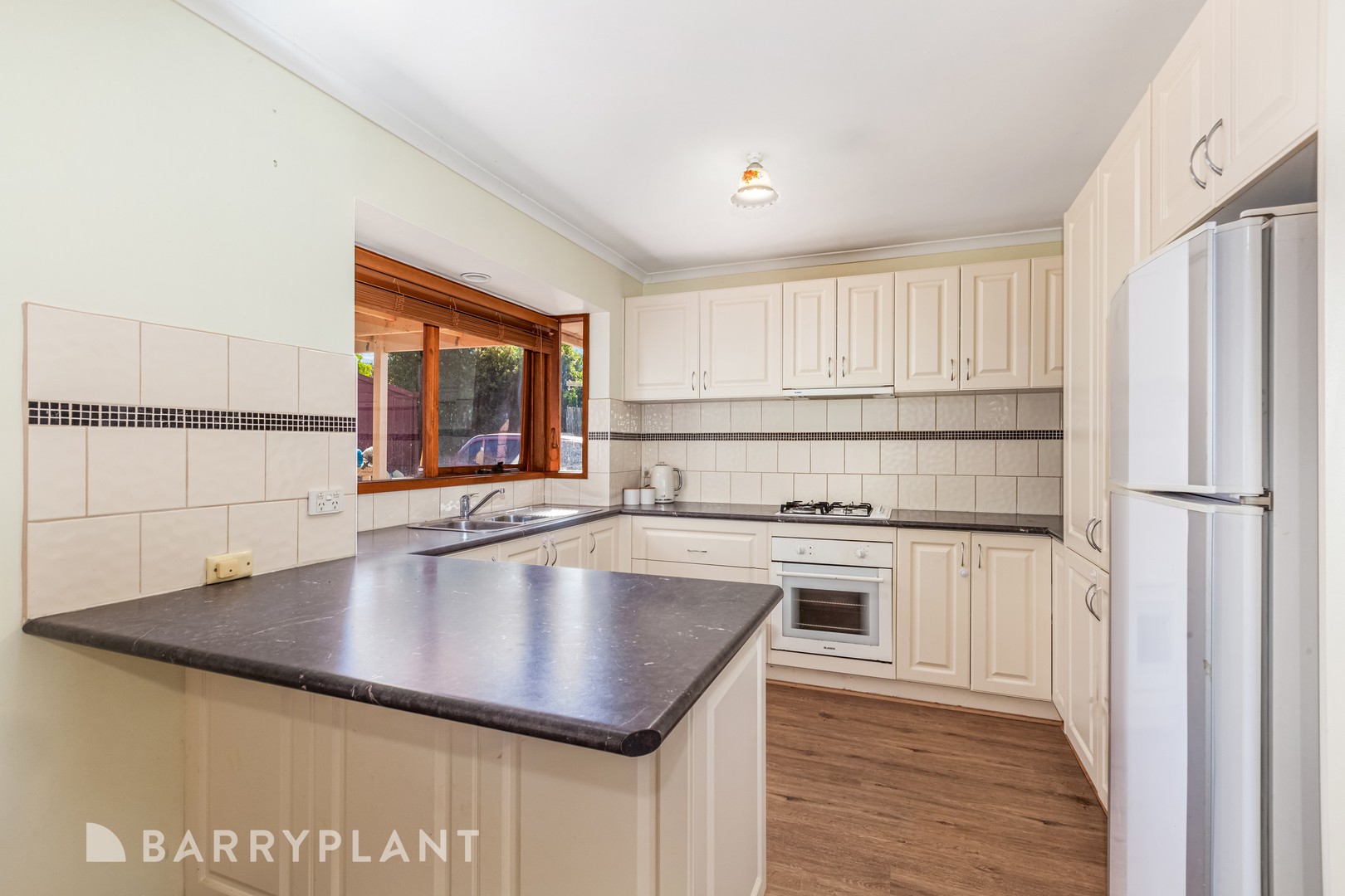 2 Cleve Court, Wallan, VIC 3756, Wallan - Thumbnail 4