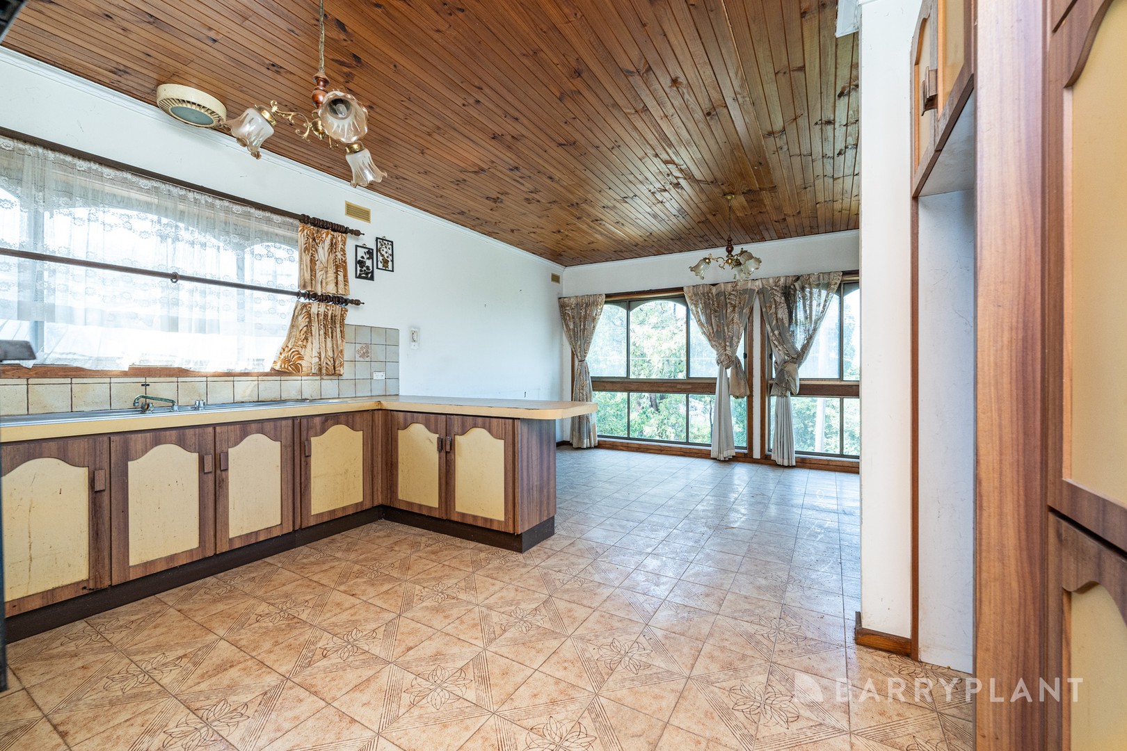 2 Cleve Road, Pascoe Vale South, VIC 3044, Pascoe Vale South - Thumbnail 4