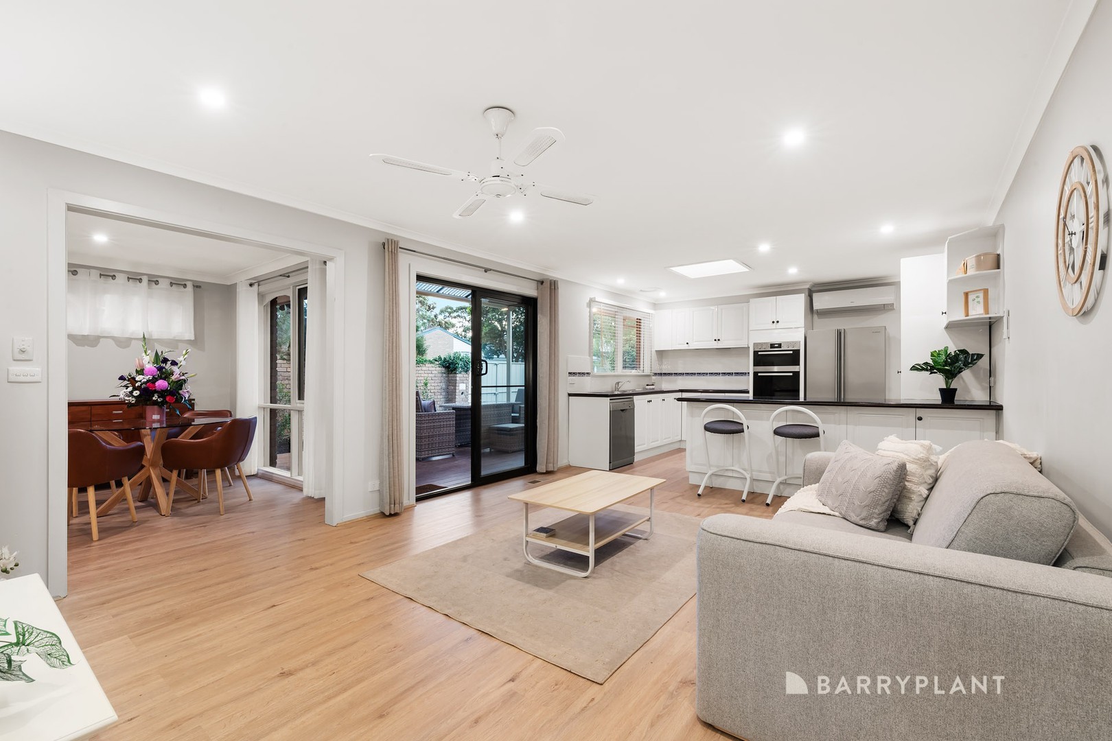 2 Cloverlea Drive, Wantirna, VIC 3152, Wantirna - Thumbnail 3