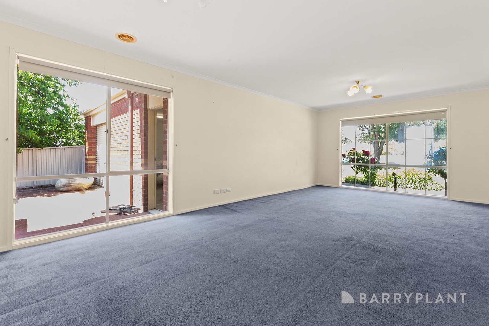 2 Clubhouse Crescent, Cranbourne East, VIC 3977, Cranbourne East - Thumbnail 4
