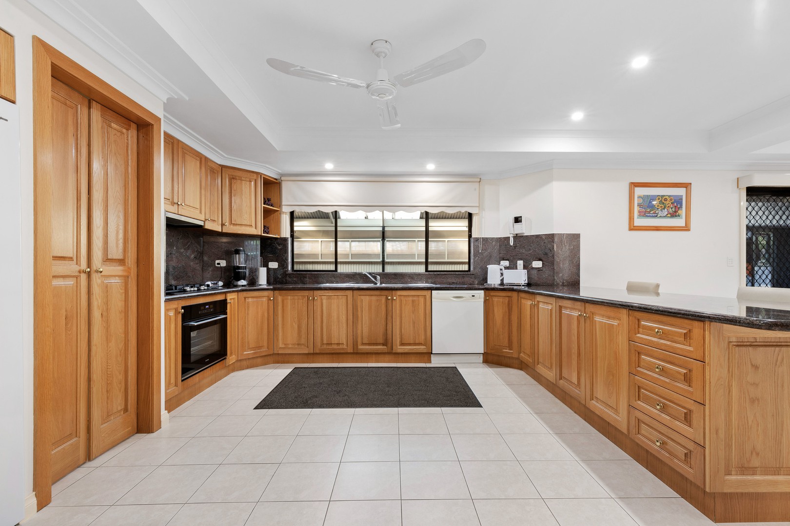 2 Coleman Court, Taylors Lakes, VIC 3038, Taylors Lakes - Thumbnail 5
