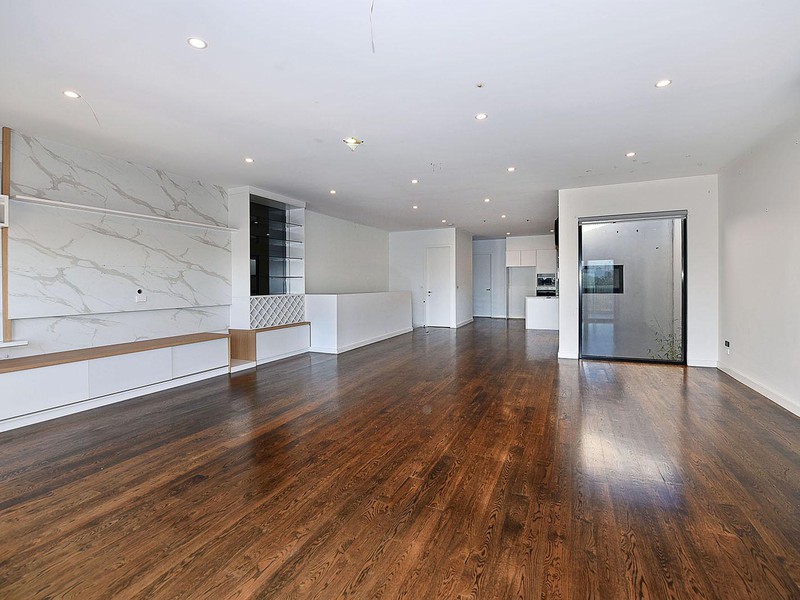 2 Cornwall Pl, Maribyrnong, VIC 3032 - Image - 02/02/2026