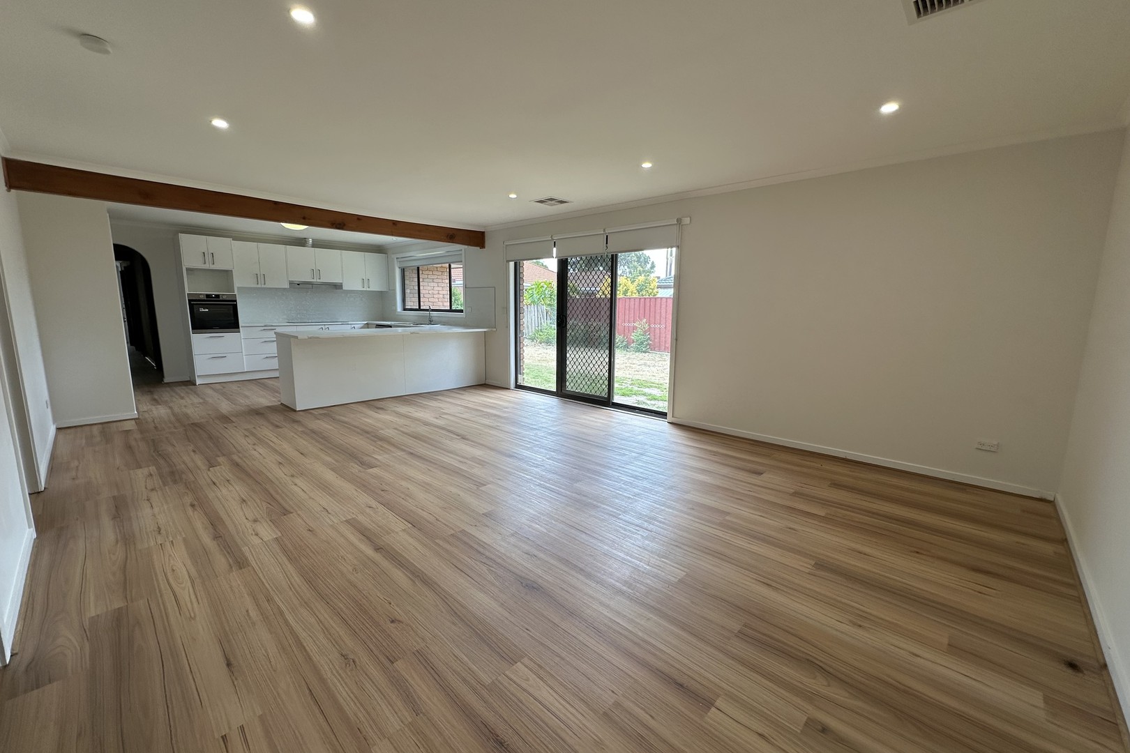 2 Crewen Walk, Keilor Downs, VIC 3038, Keilor Downs - Thumbnail 3