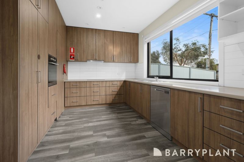 2 Crown Rd, Bonbeach, VIC 3196, Bonbeach - Thumbnail 3