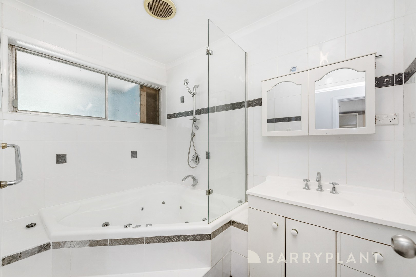 2 Damian Street, Melton, VIC 3337, Melton - Thumbnail 6