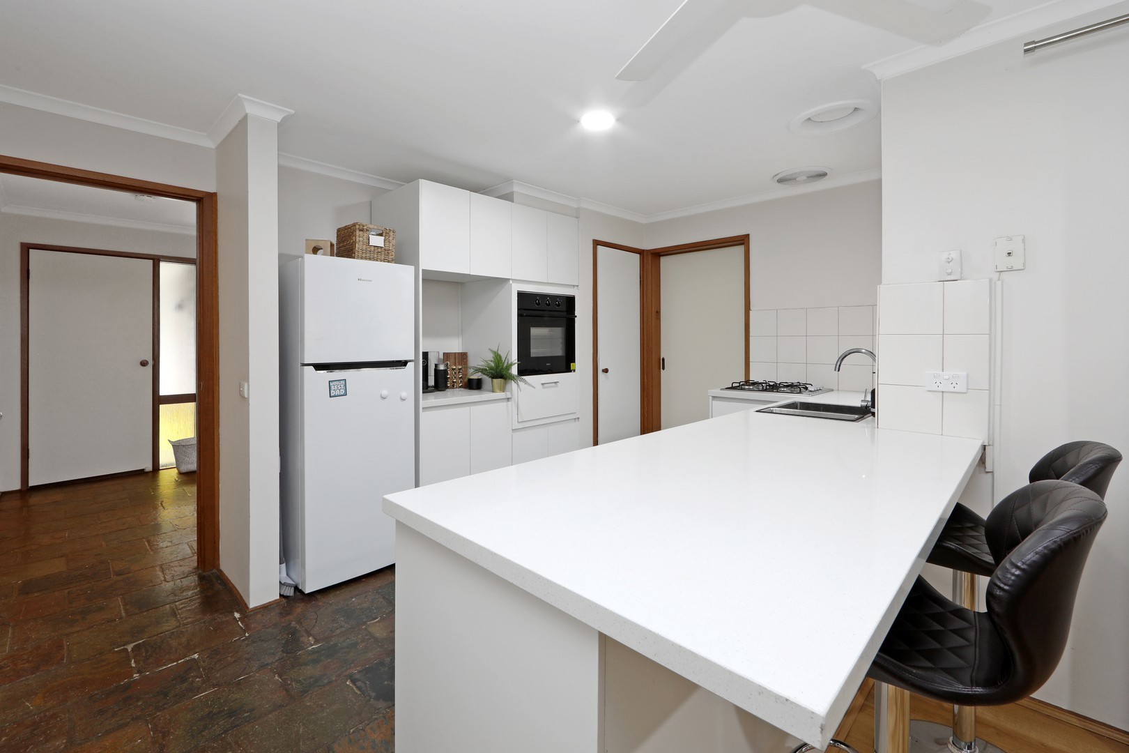 2 Darnley Court, Rowville, VIC 3178 - Thumbnail 2 - 26/03/2026