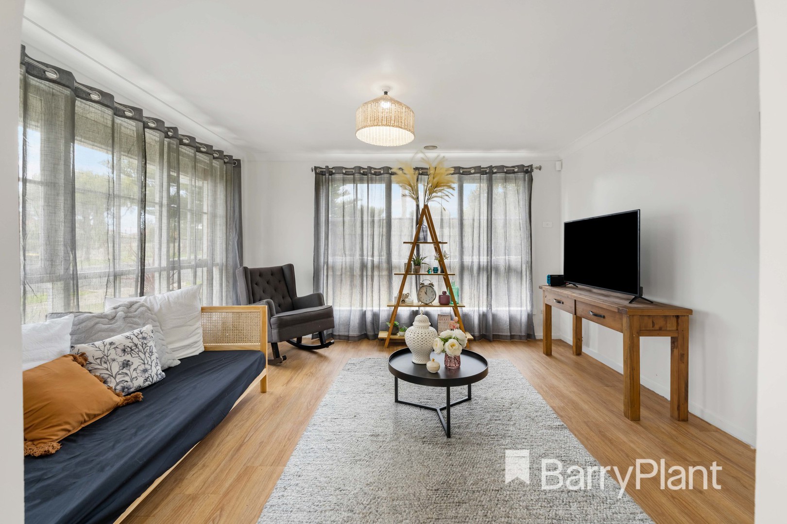 2 Darvall Court, Werribee, VIC 3030, Werribee - Thumbnail 3