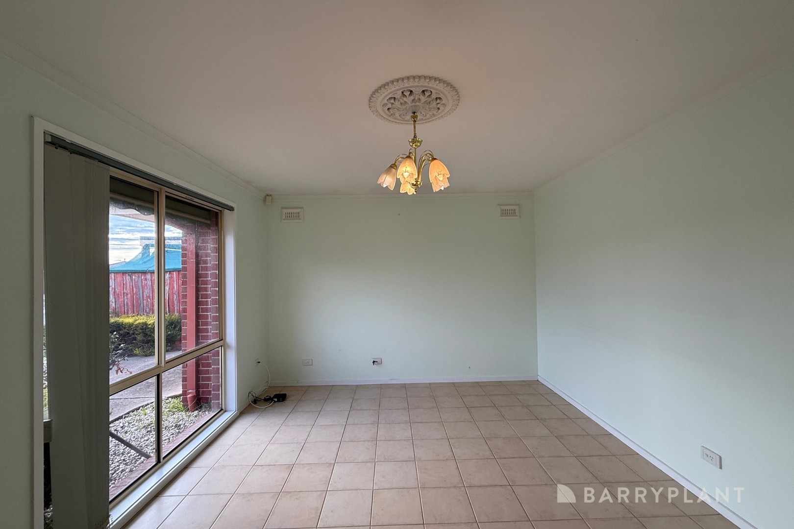2 Dauphine Mews, Hoppers Crossing, VIC 3029, Hoppers Crossing - Thumbnail 2