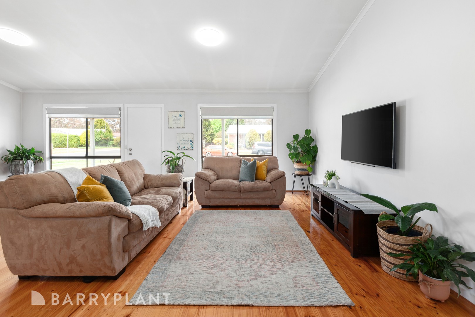 2 Dean Drive, Broadford, VIC 3658, Broadford - Thumbnail 4
