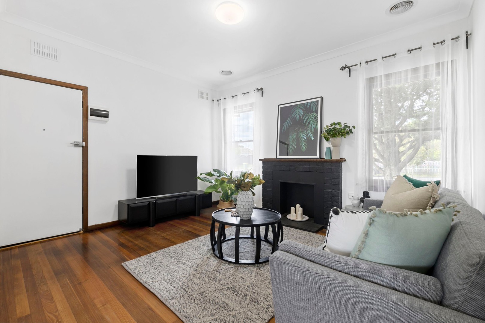 2 Dedrick Grove, Braybrook, VIC 3019 - Thumbnail 2 - 10/09/2024