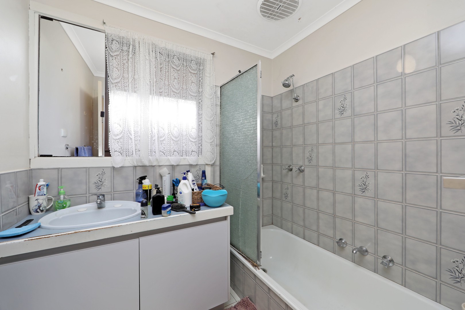 2 Delatite Court, Rowville, VIC 3178, Rowville - Thumbnail 3