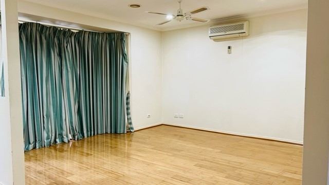2 Delbridge Drive, Sydenham, VIC 3037 - Thumbnail 2 - 08/11/2021