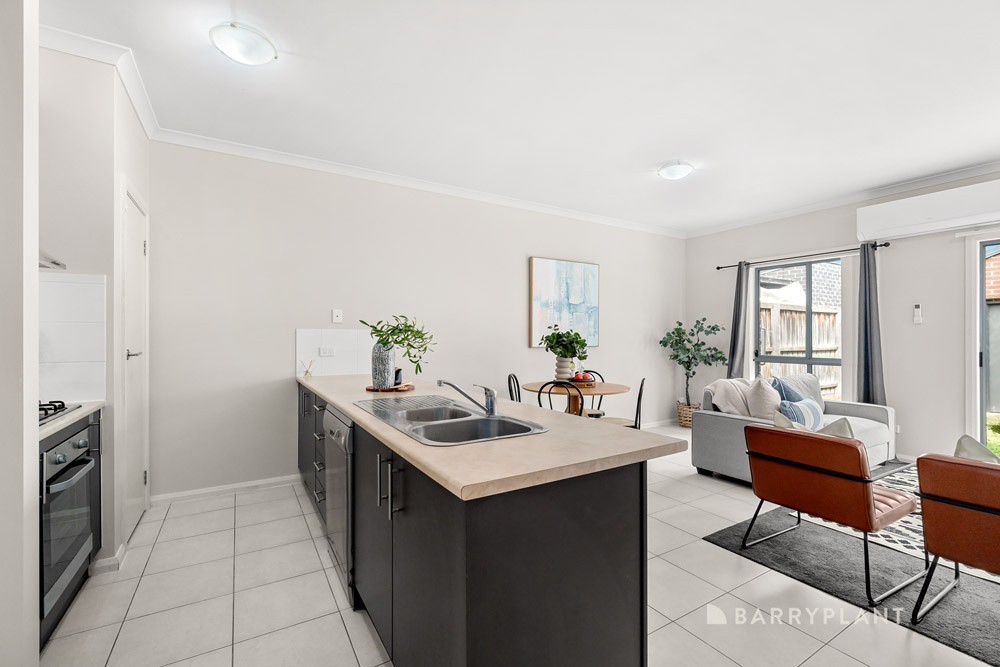 2 Deliza Walk, South Morang, VIC 3752, South Morang - Thumbnail 3