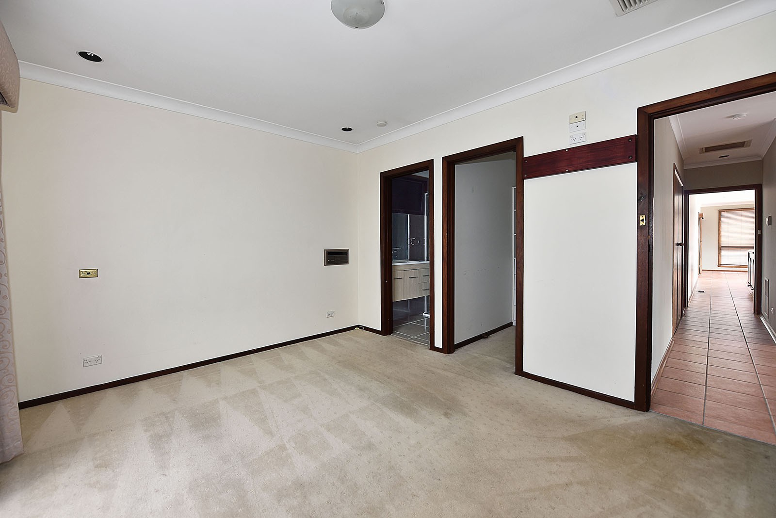 2 Denham Ct, Westmeadows, VIC 3049, Westmeadows - Thumbnail 5